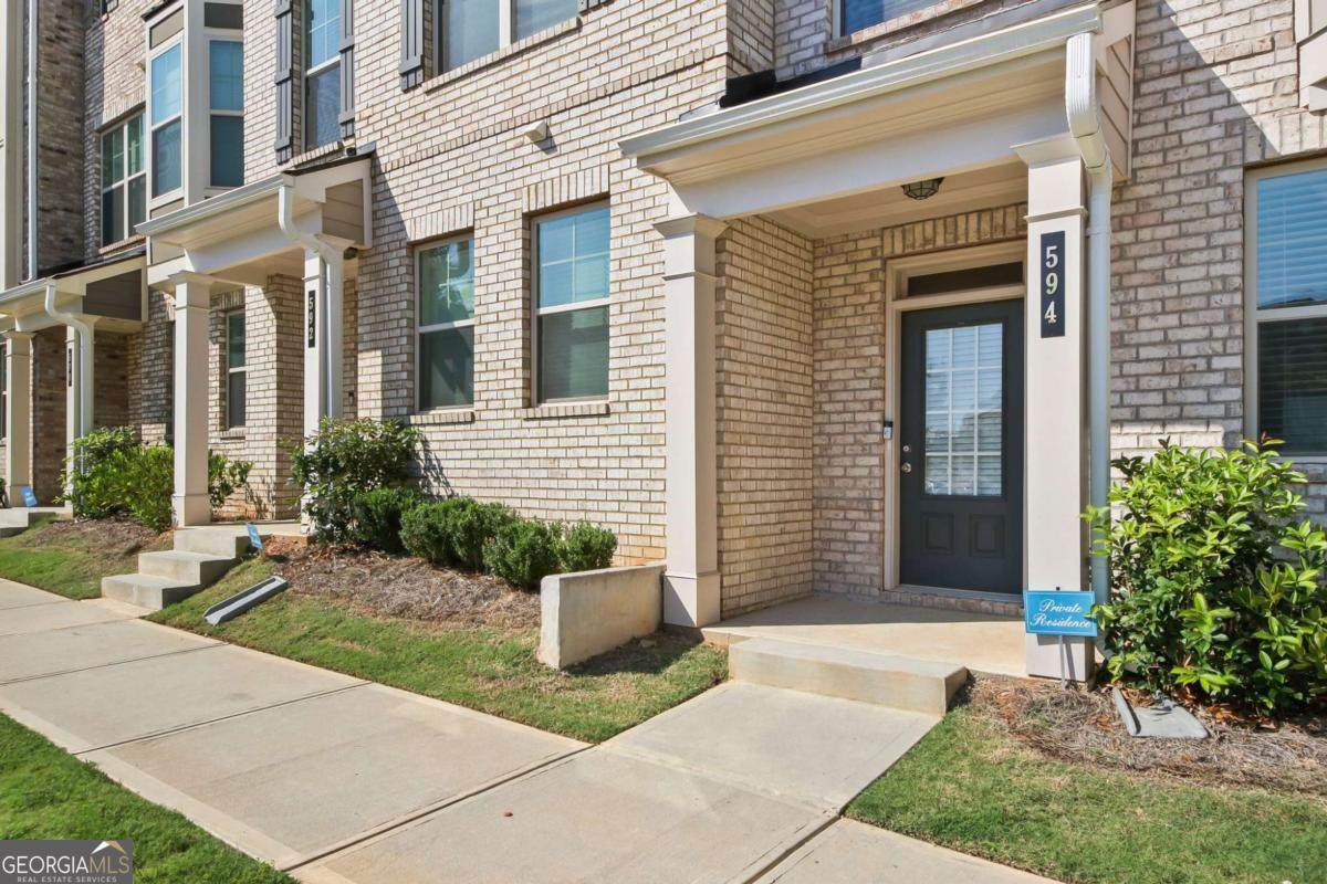 594 Amarante Circle - Photo 1