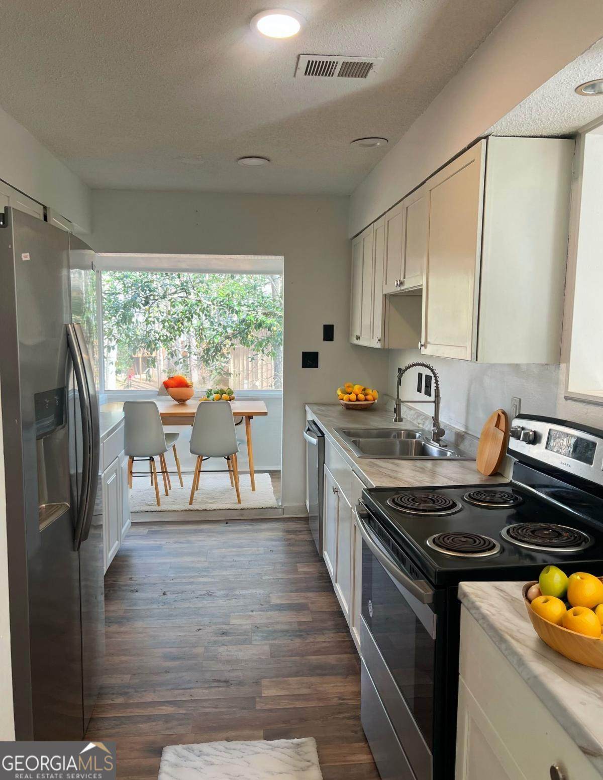 5824 Par Four Court - Photo 1