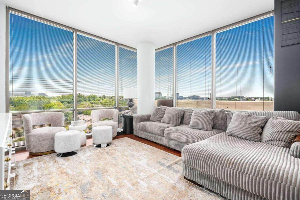 270 17th Street - Photo 1