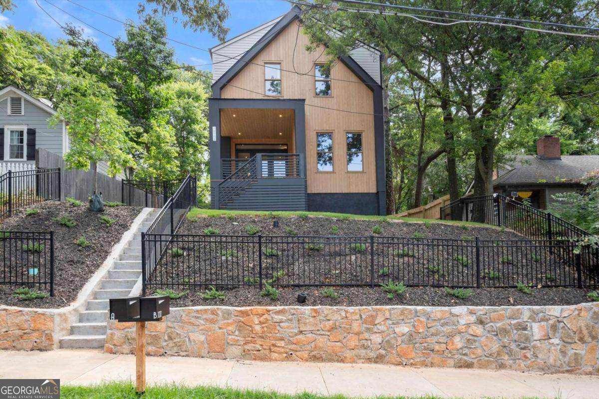 1010-A Boulevard - Photo 1