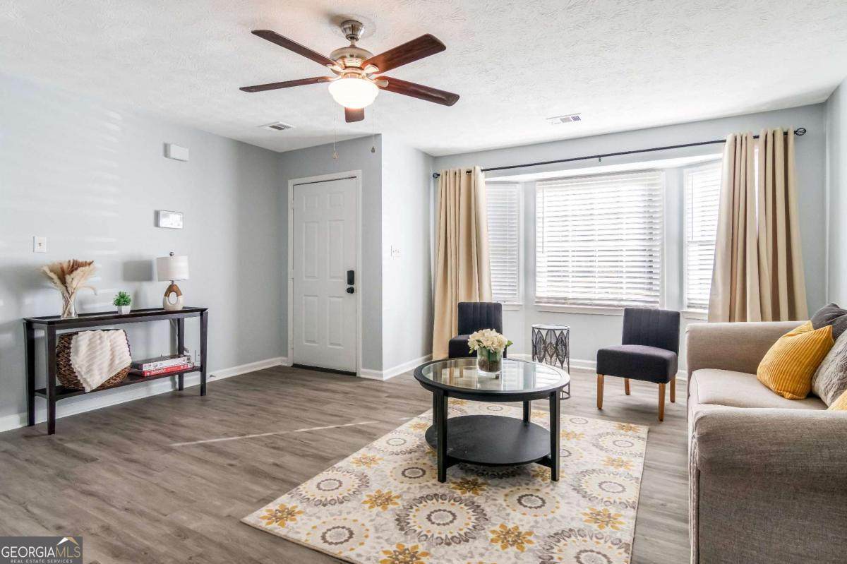 145 Mountain View Circle - Photo 1