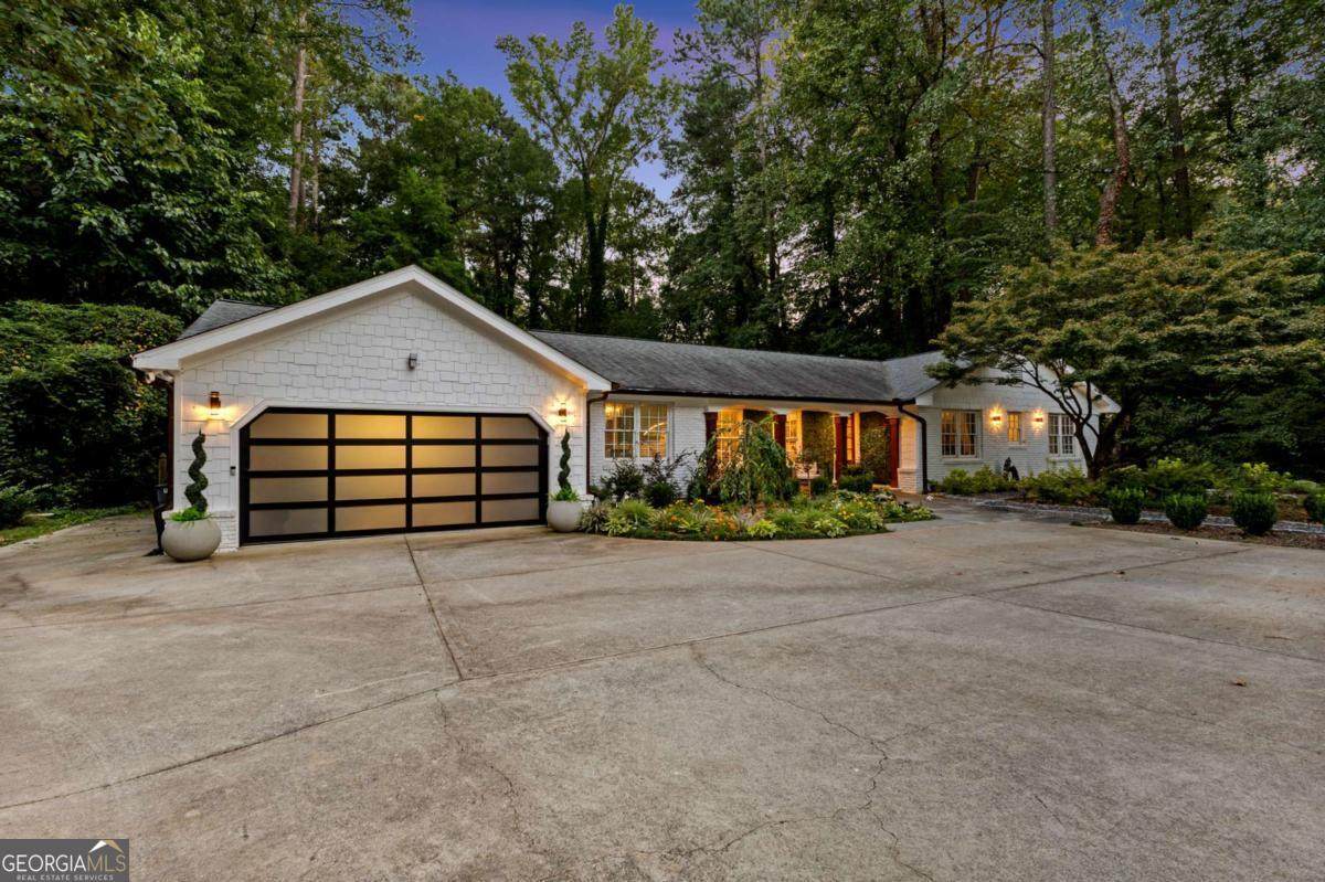 1905 Gainsborough Drive - Photo 1