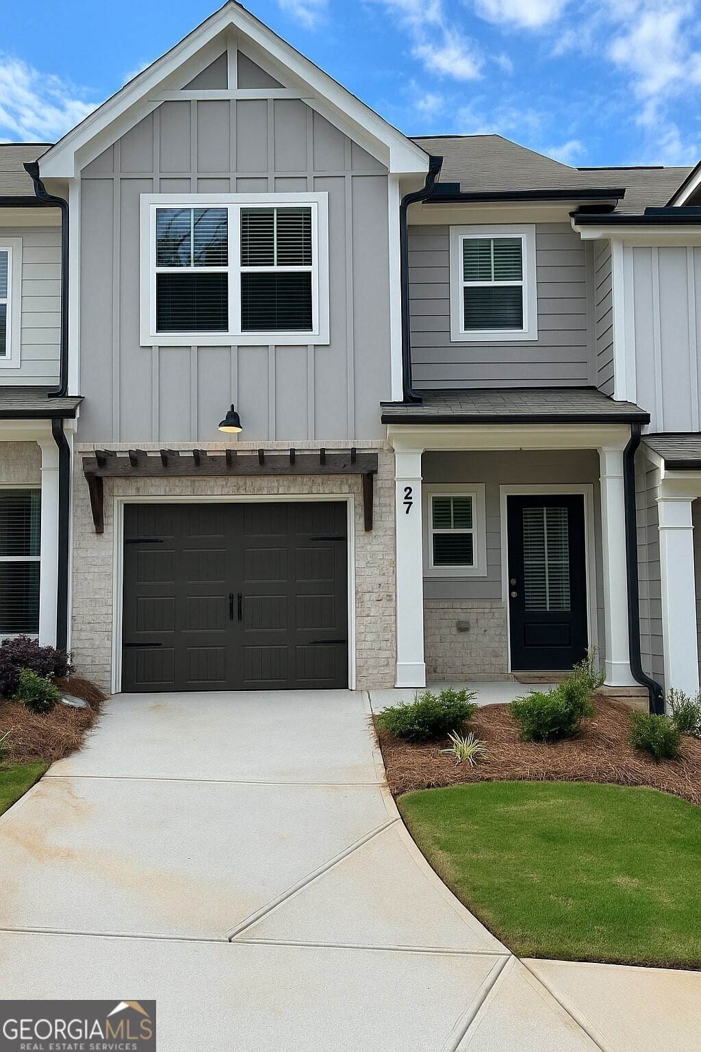 27 Benscot Drive - Photo 1