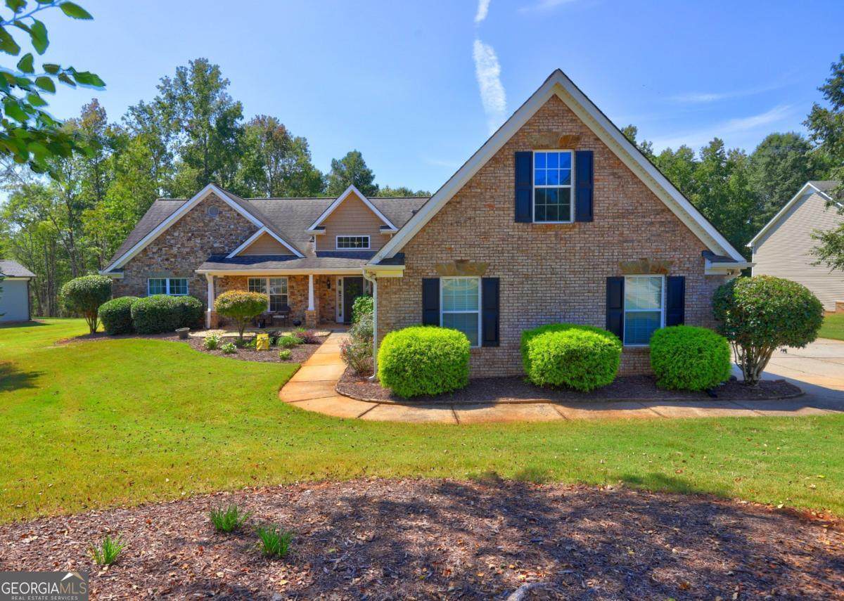 548 Belle Woode - Photo 1