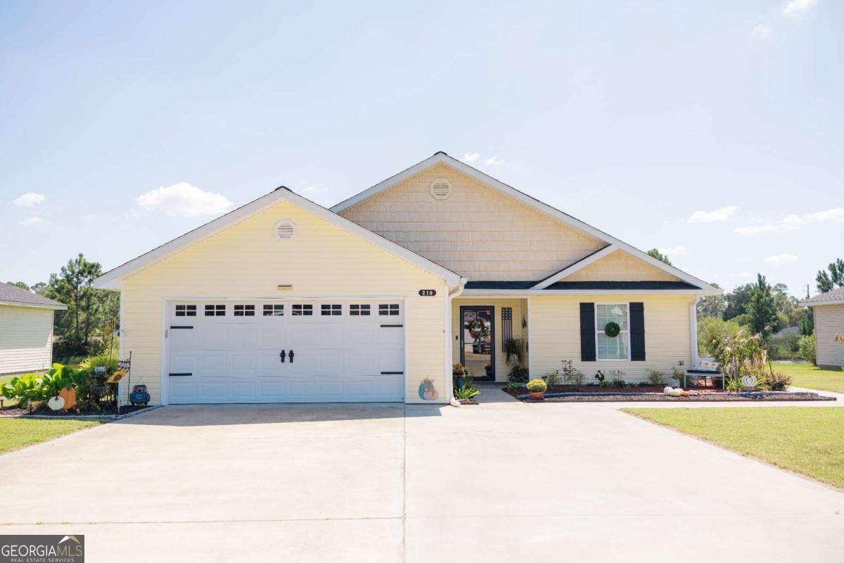 210 Twinn Lakes - Photo 1