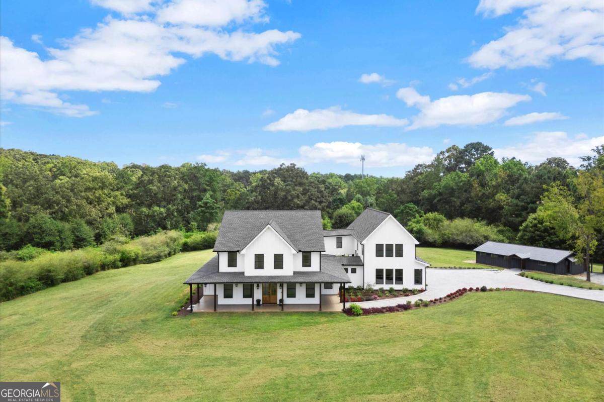 6438 E Cherokee Drive - Photo 1