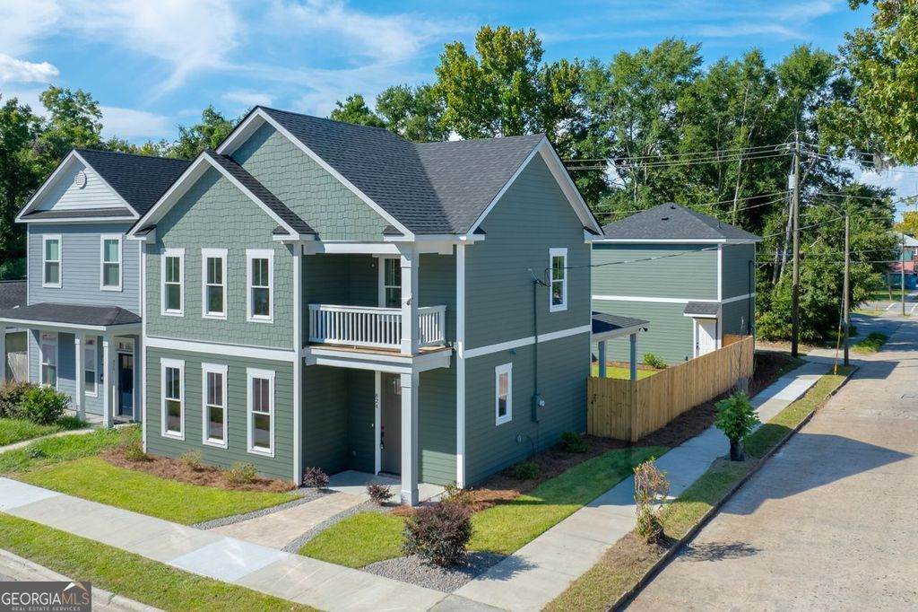 824 Bolton Street - Photo 1