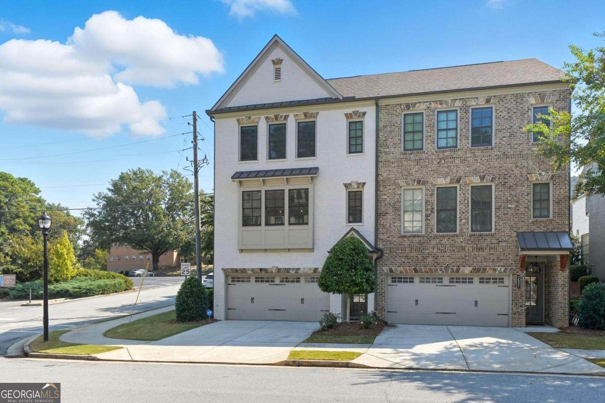 2539 Skyland Drive - Photo 1