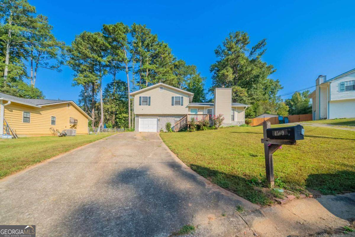 4569 Iroquois Trail - Photo 1