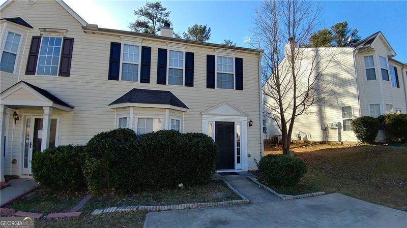 5595 Hampton Court - Photo 1