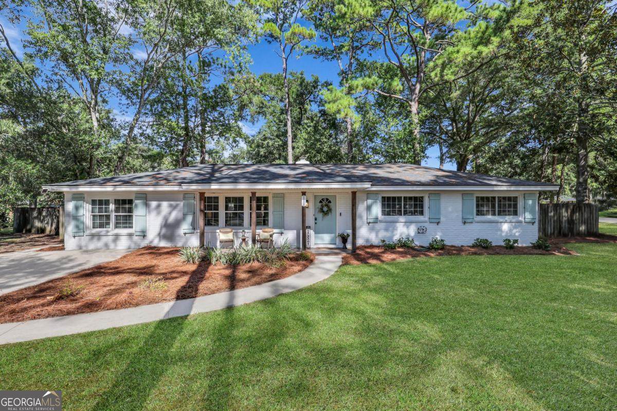 111 Carlton Road - Photo 1