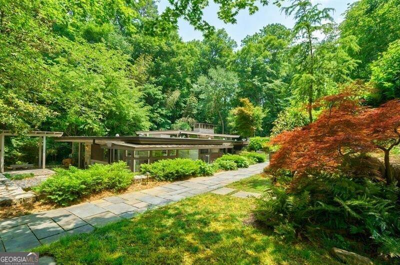465 Hillside Drive - Photo 1