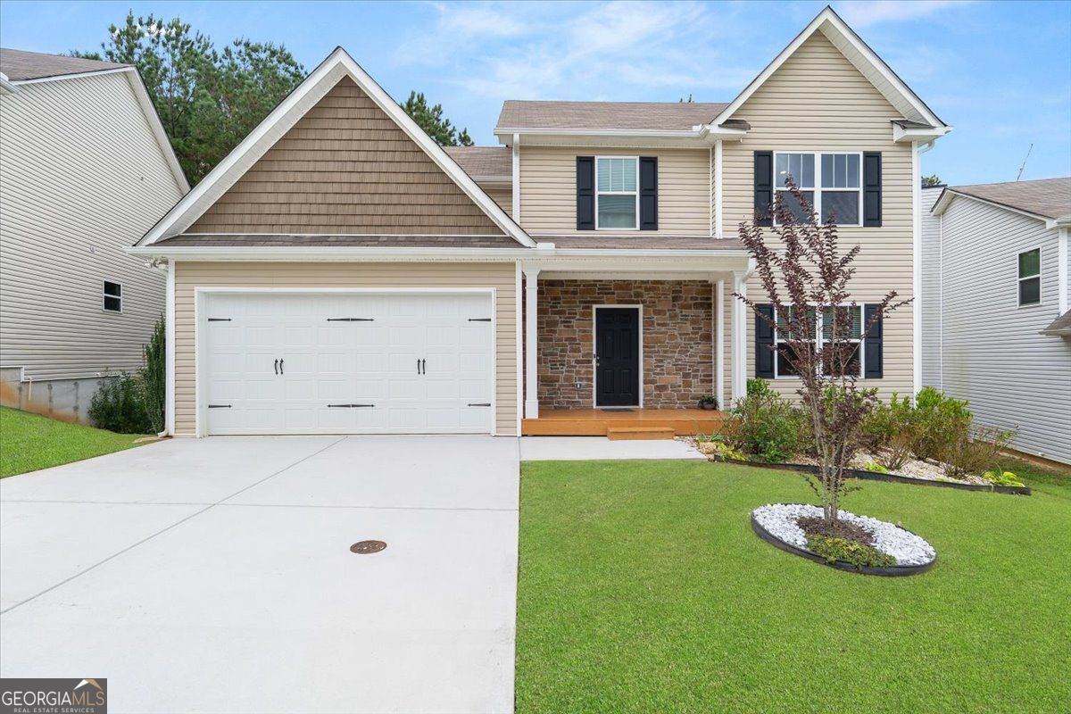 311 Fieldcrest Drive - Photo 1