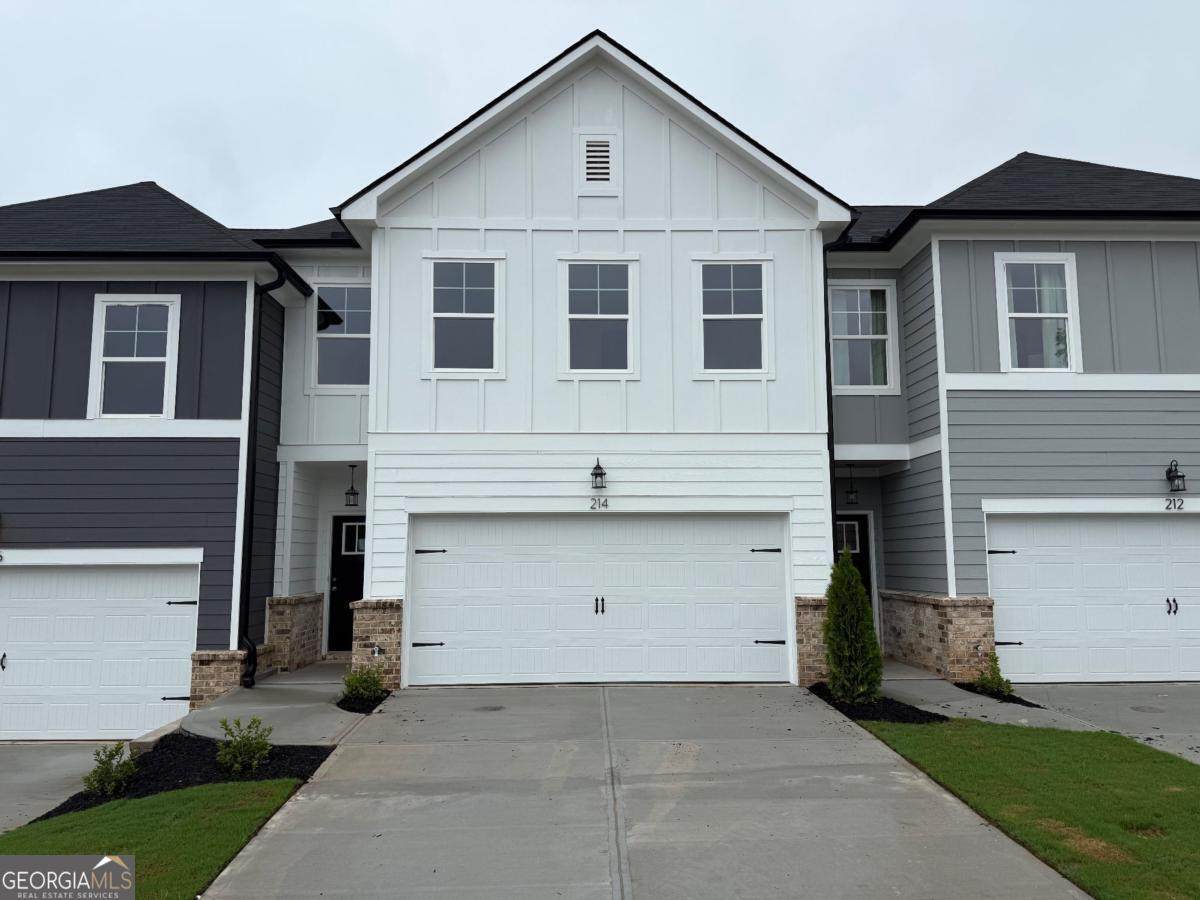 214 Seward Street - Photo 1