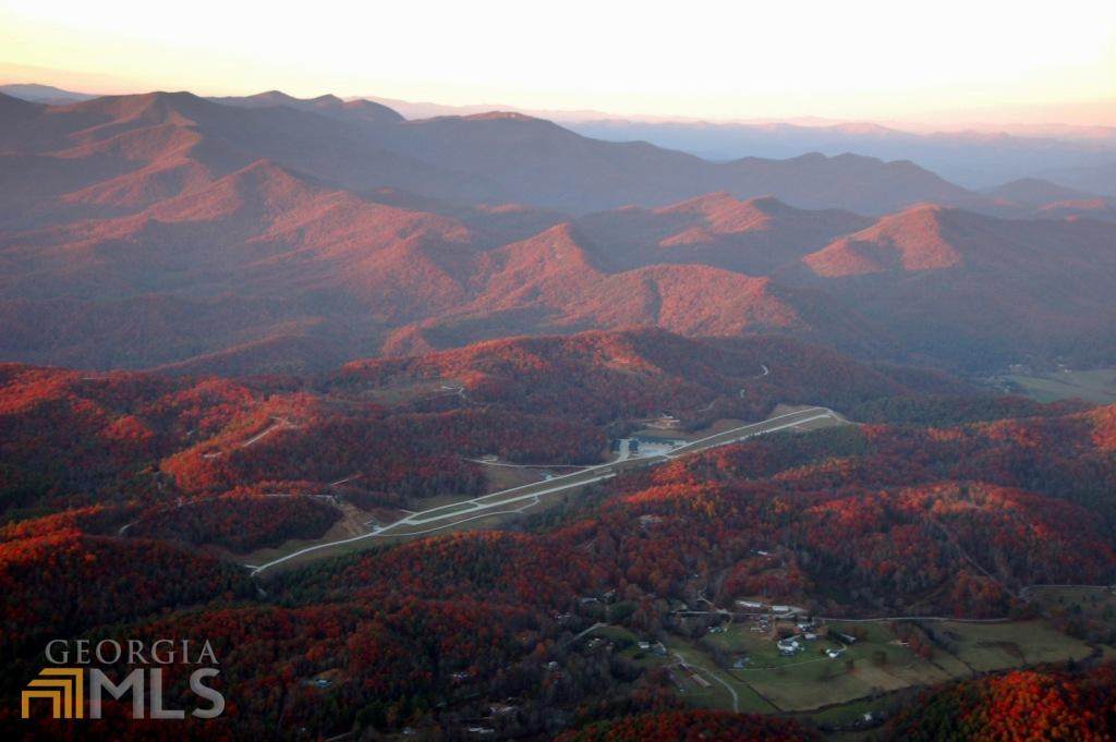 0 Bob Hoover - Photo 1