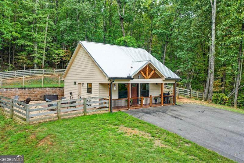 415 Woods Road - Photo 1