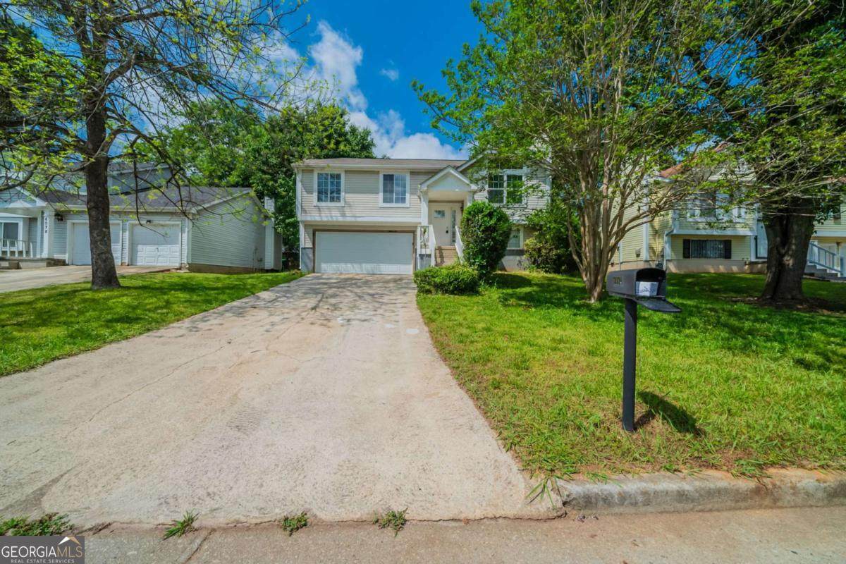 6082 Raintree Bend - Photo 1