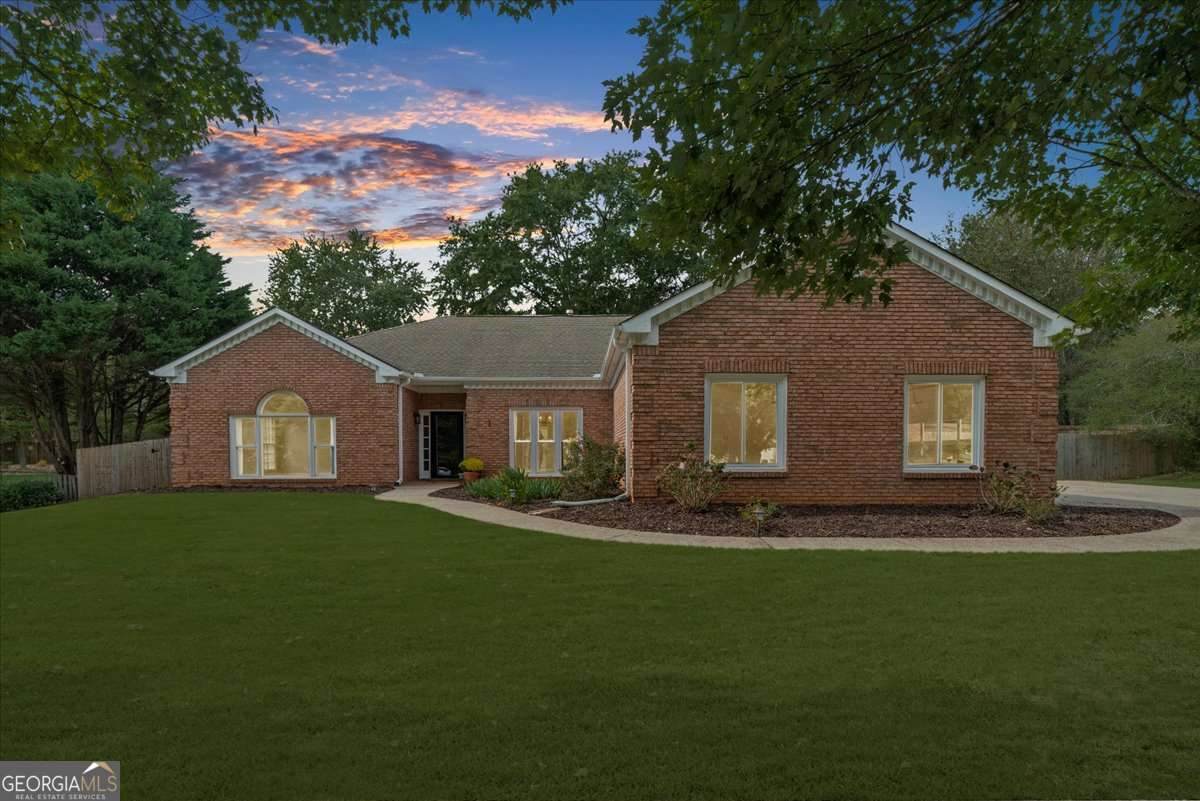 2635 Bordeaux Boulevard - Photo 1