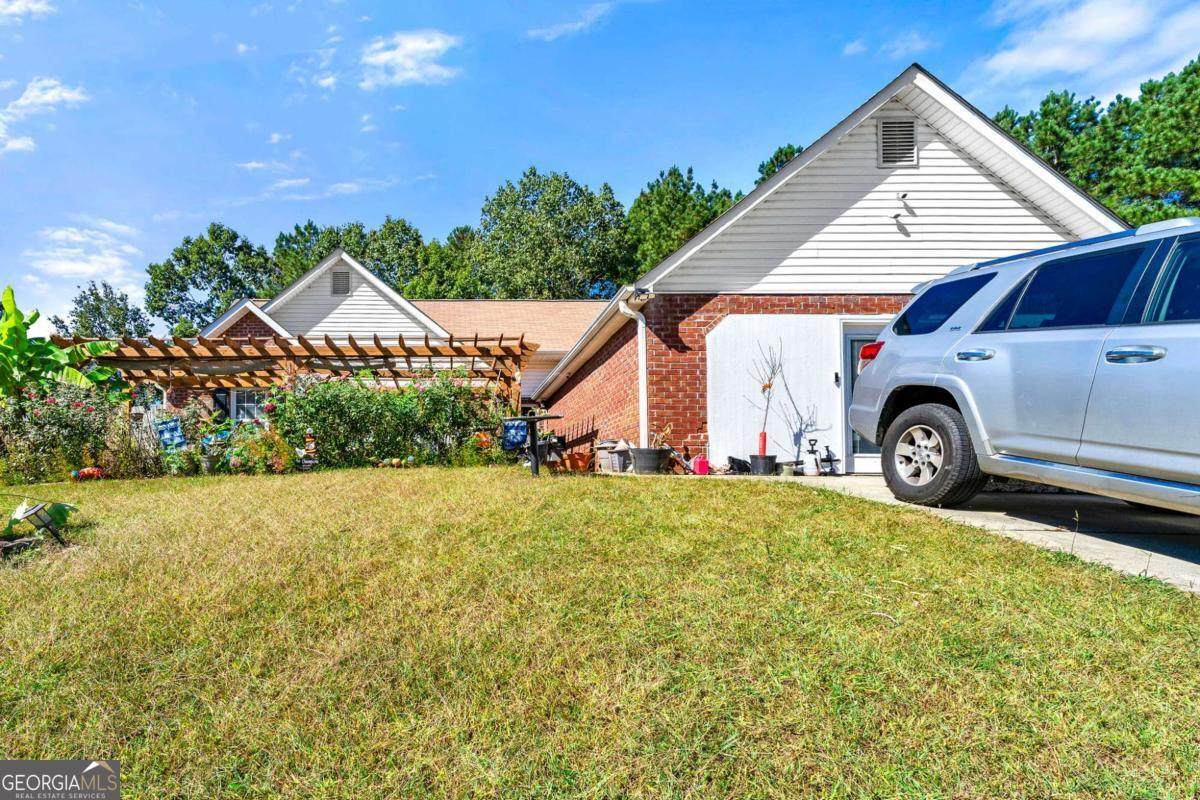 11045 Knotty Pine Place - Photo 1