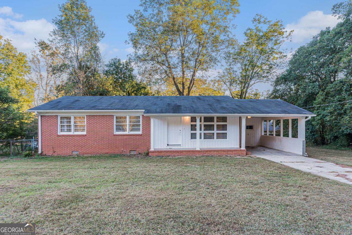 310 Sunset Drive - Photo 1