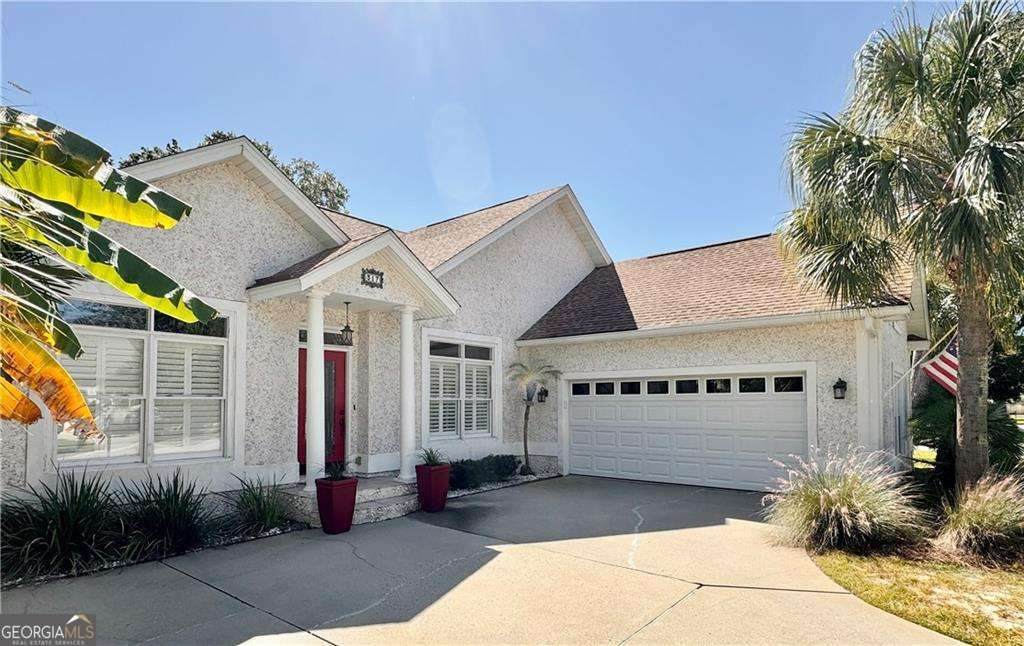 317 Commons Road - Photo 1