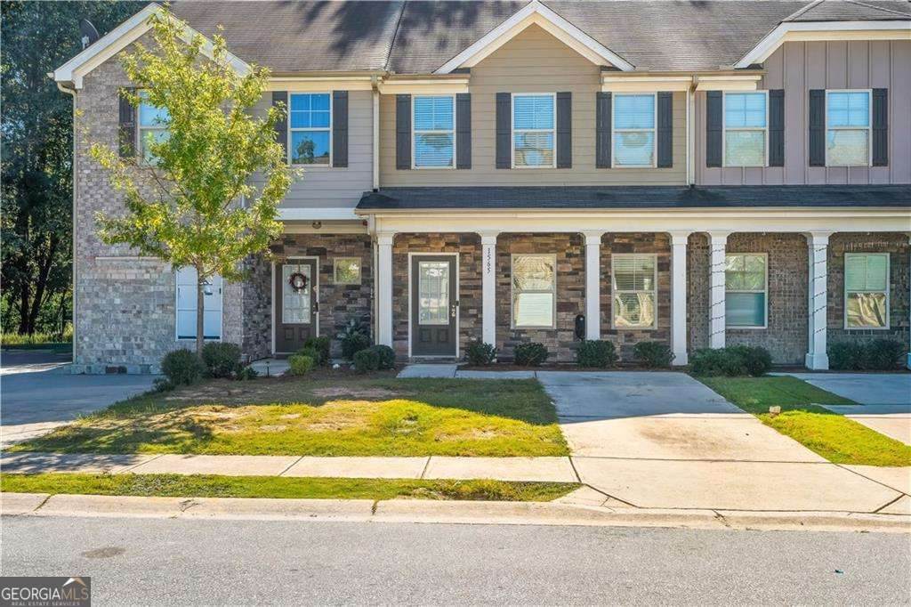 1565 Iris Walk - Photo 1