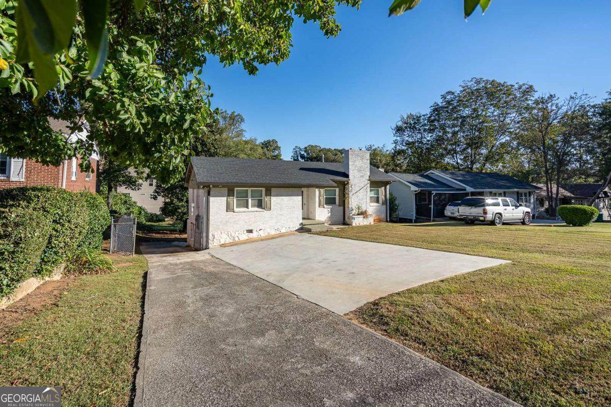 2032 Juanita Street - Photo 1