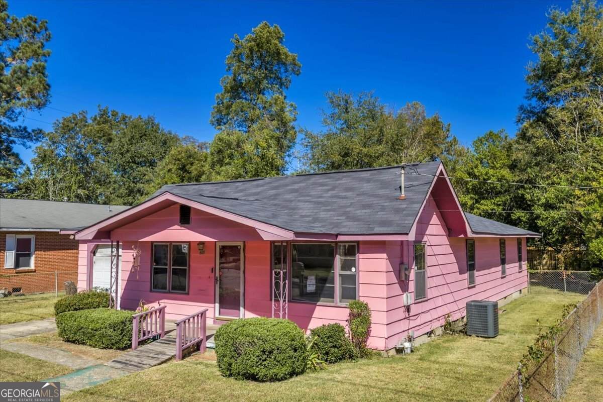 805 Church Street - Photo 1