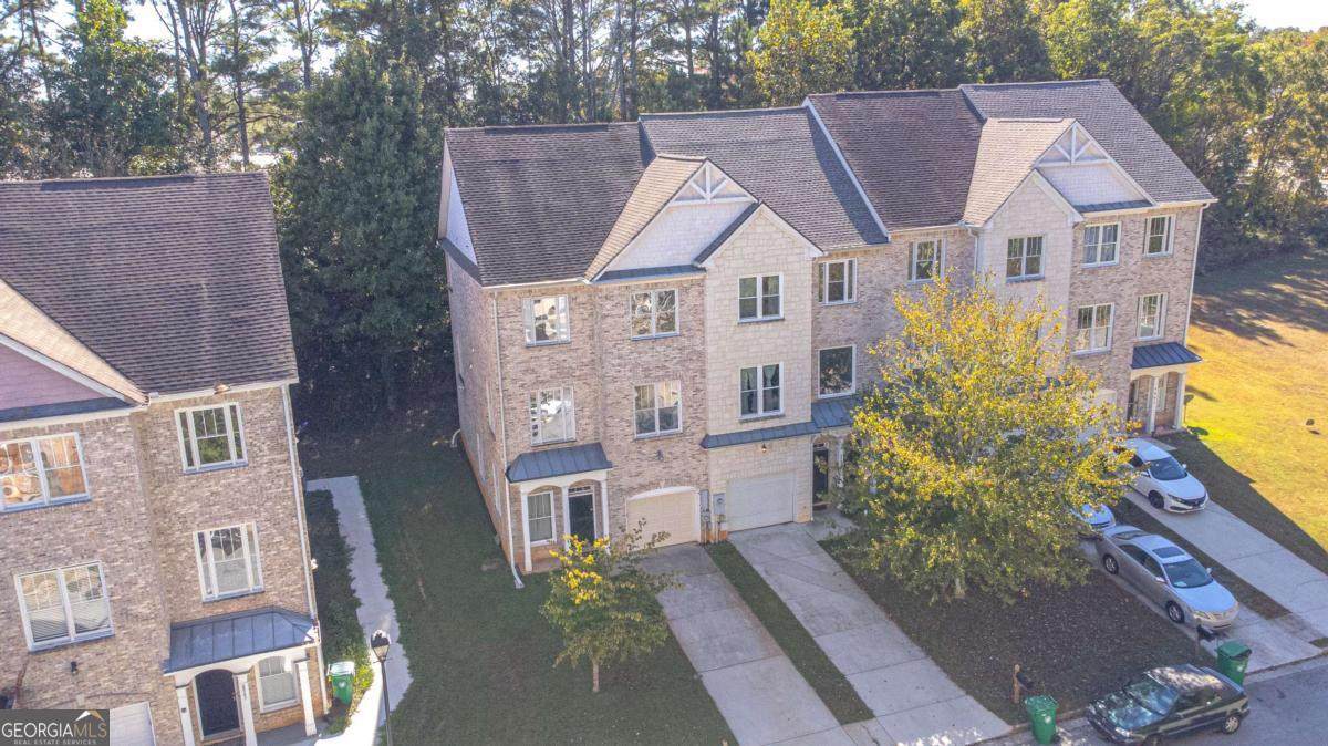 4867 Pinnacle Drive - Photo 1