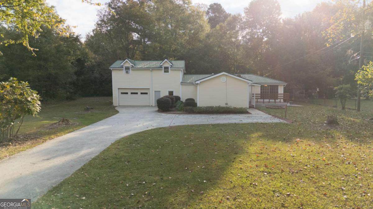 569 Highway 11 - Photo 1