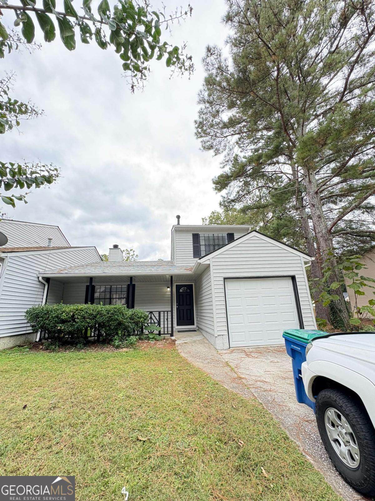 701 Pine Tree Trail - Photo 1