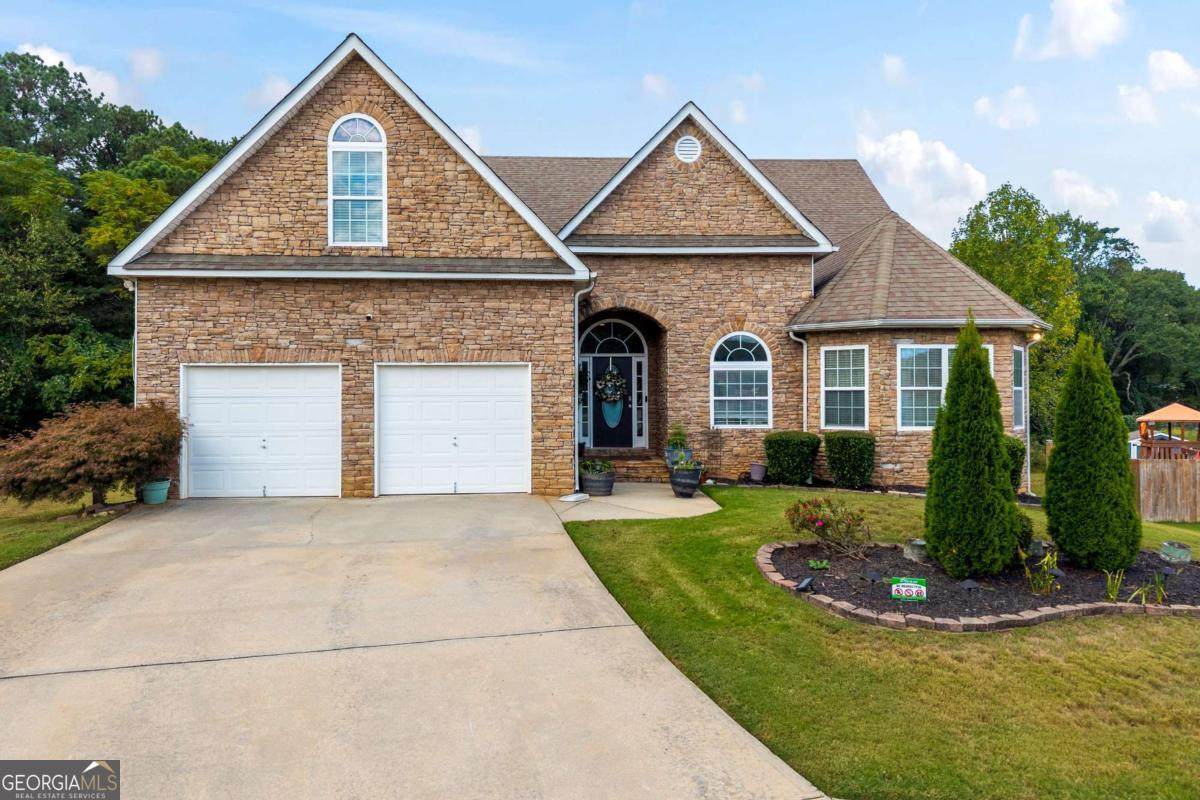330 Brittney Cove - Photo 1