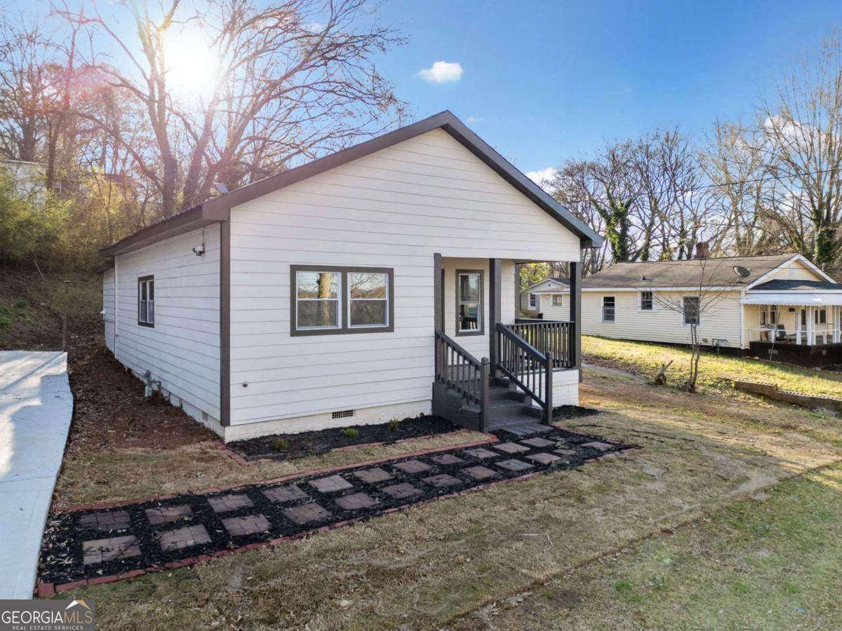 125 Roosevelt Street - Photo 1