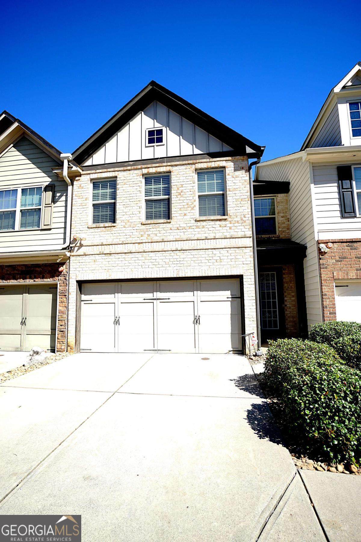 923 Spicy Oak Drive - Photo 1