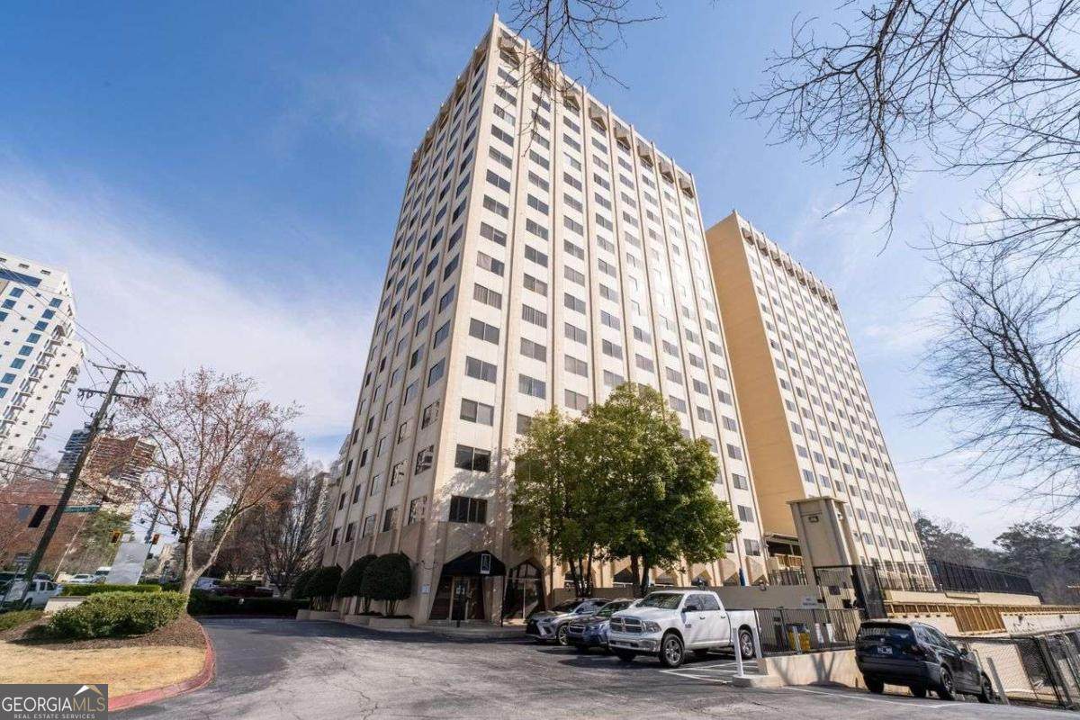 2479 Peachtree Road - Photo 1