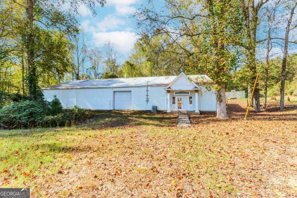 621 Loganville Highway - Photo 1