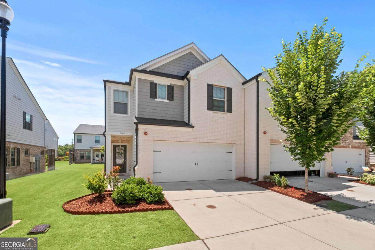 1166 Arrowlake Road - Photo 1