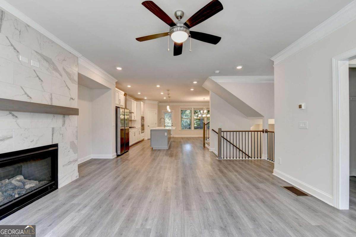 3159 Clairebrooke Avenue - Photo 1