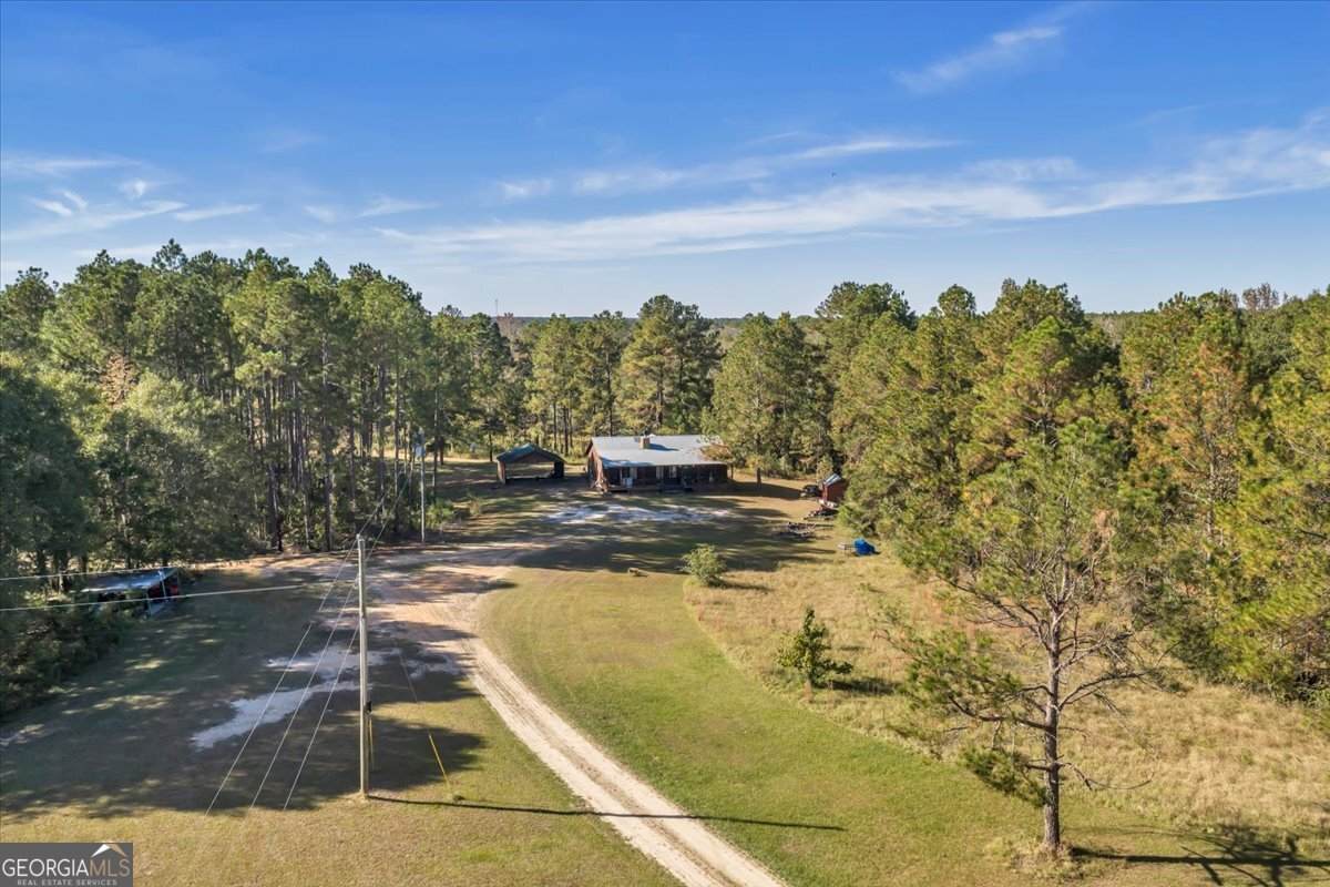 874 Mistletoe Road - Photo 1