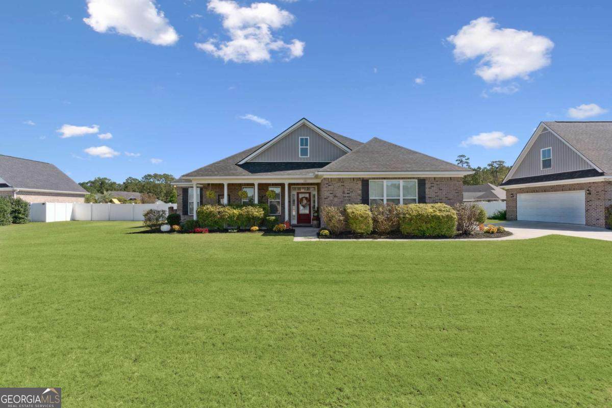 121 Stadium Drive - Photo 1