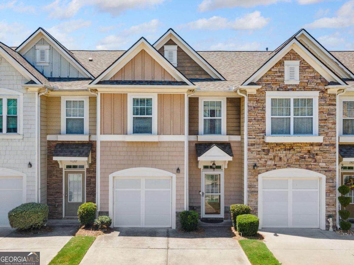 1959 Lakeshore Overlook Circle - Photo 1