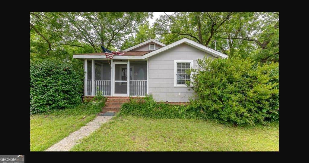 2516 Lorraine Street - Photo 1