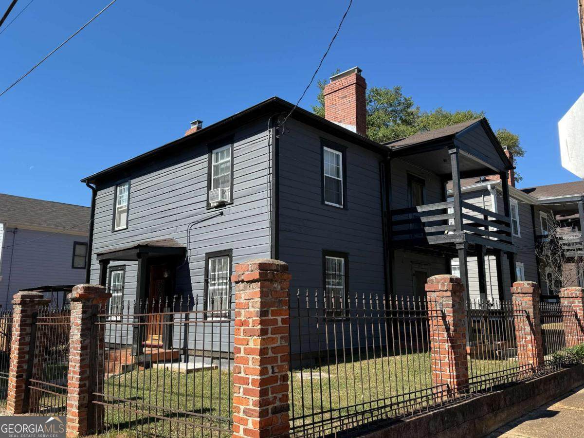 117 Vine Street - Photo 1