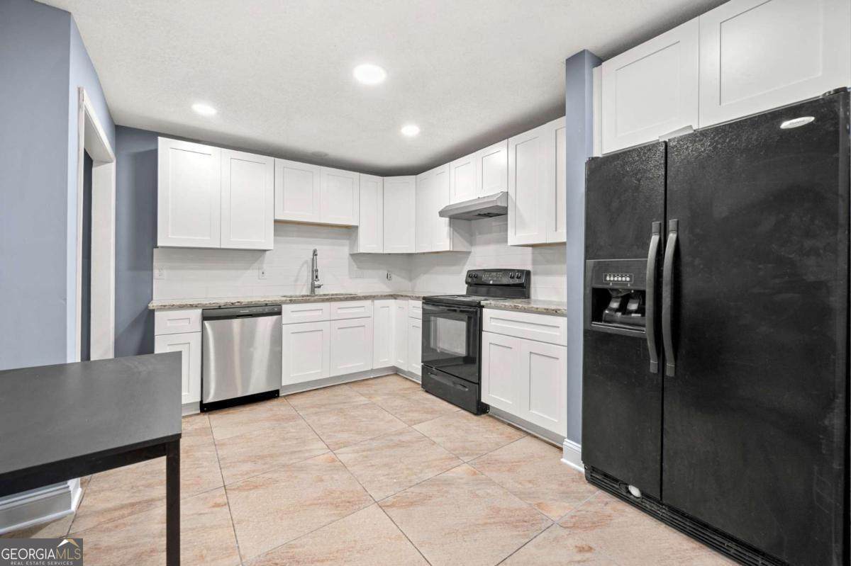 6708 Baynes Hill Circle - Photo 1