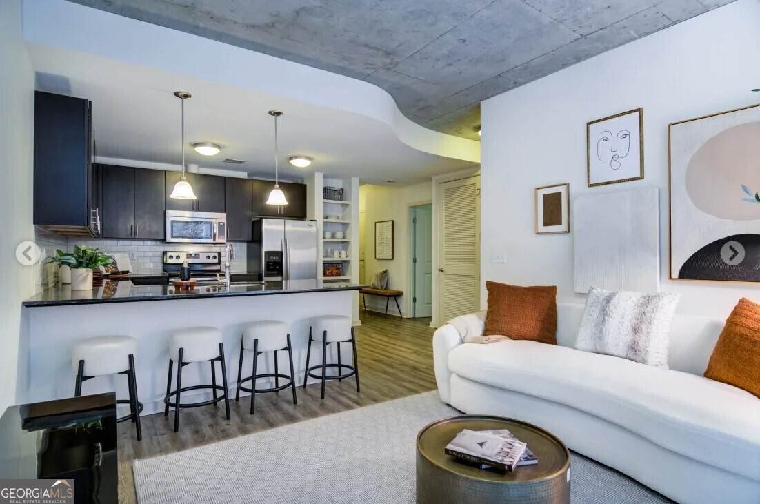 1080 Peachtree Street - Photo 1