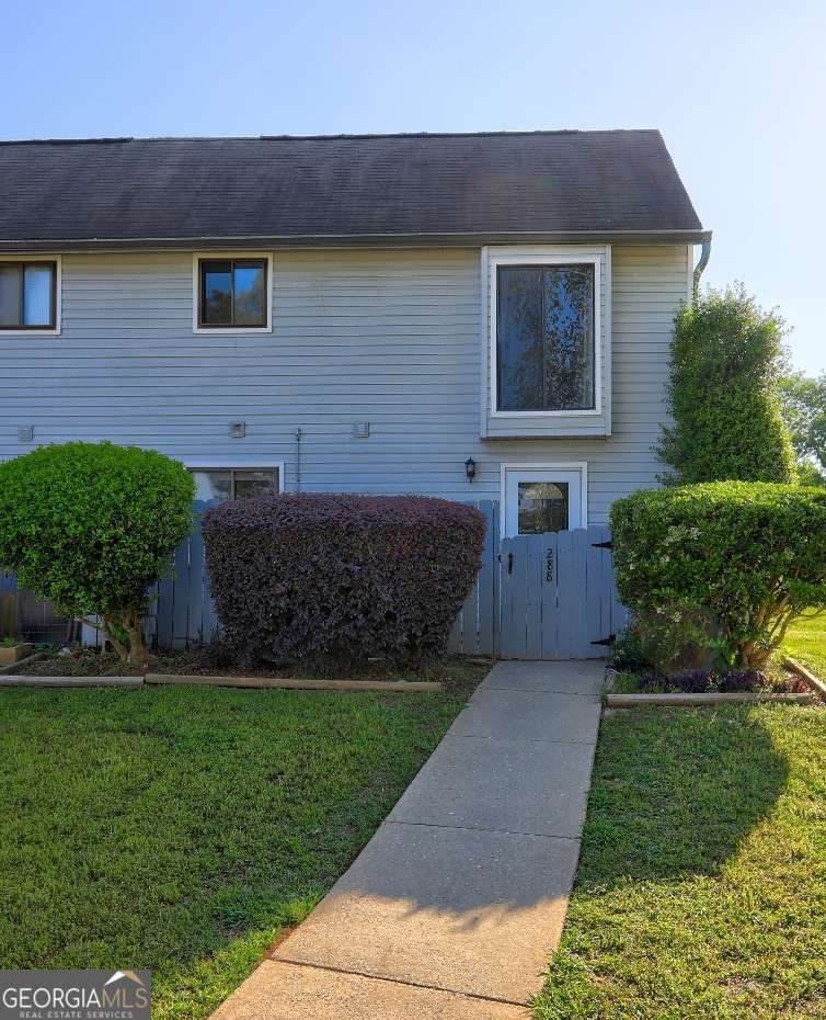 288 Country Club Drive - Photo 1