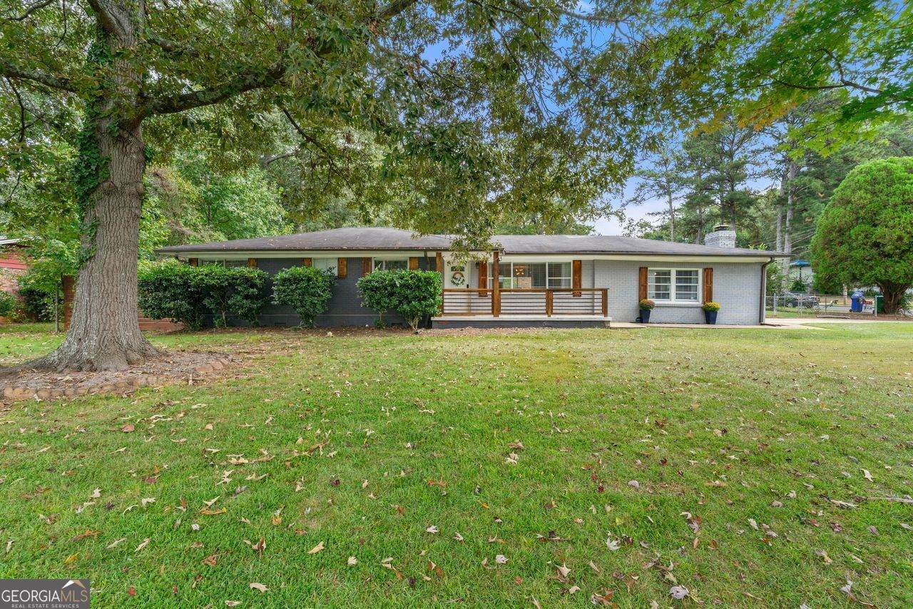 2268 Shamrock Drive - Photo 1