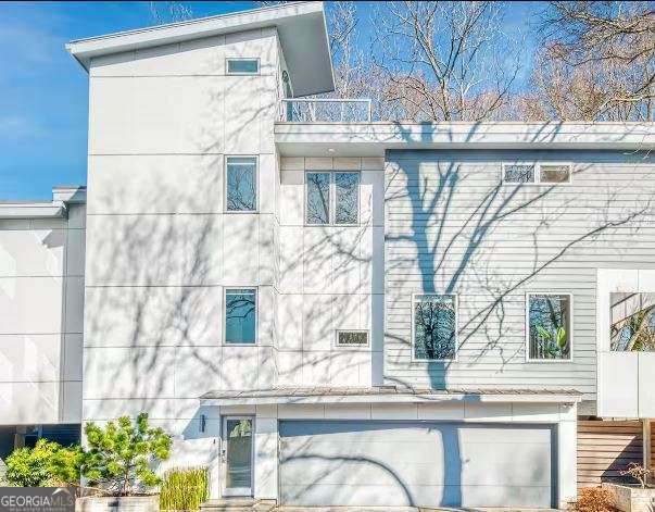 211 Marion Place - Photo 1