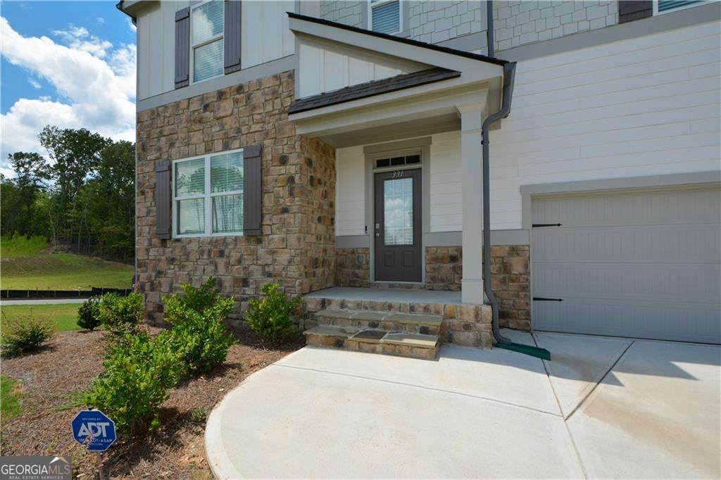 331 Belmont Drive - Photo 1