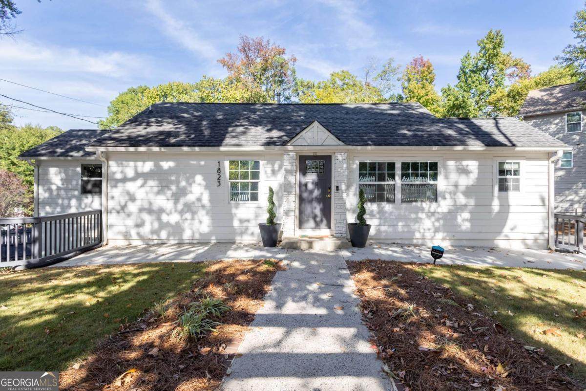 1823 Defoor Avenue - Photo 1